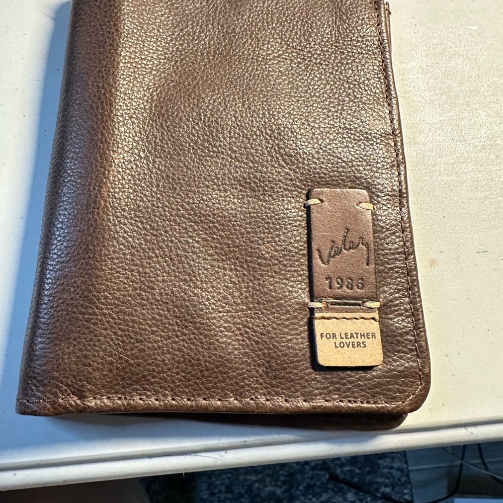 Velez 1986 Leather Wallet